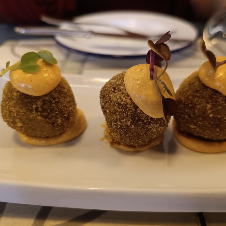 photo of Vega Croquetas De Setas Con Mayonesa De Kimchi shared by @angelesrocaz on  20 Mar 2025 - review