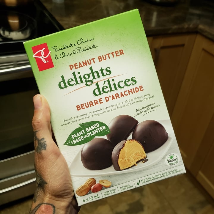 photo of President's Choice peanut butter delights shared by @metalmel666 on  16 Oct 2023 - review