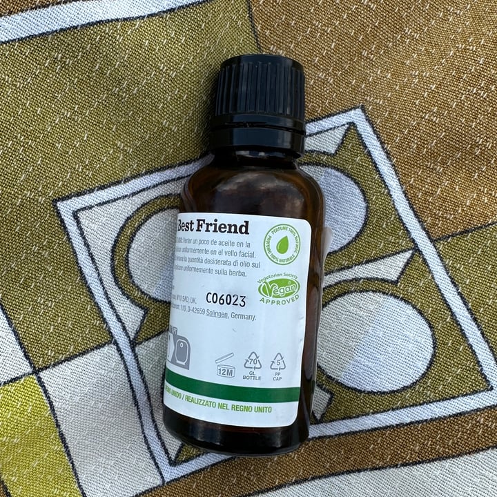 photo of Bulldog Beard oil shared by @lulix on  18 Aug 2023 - review