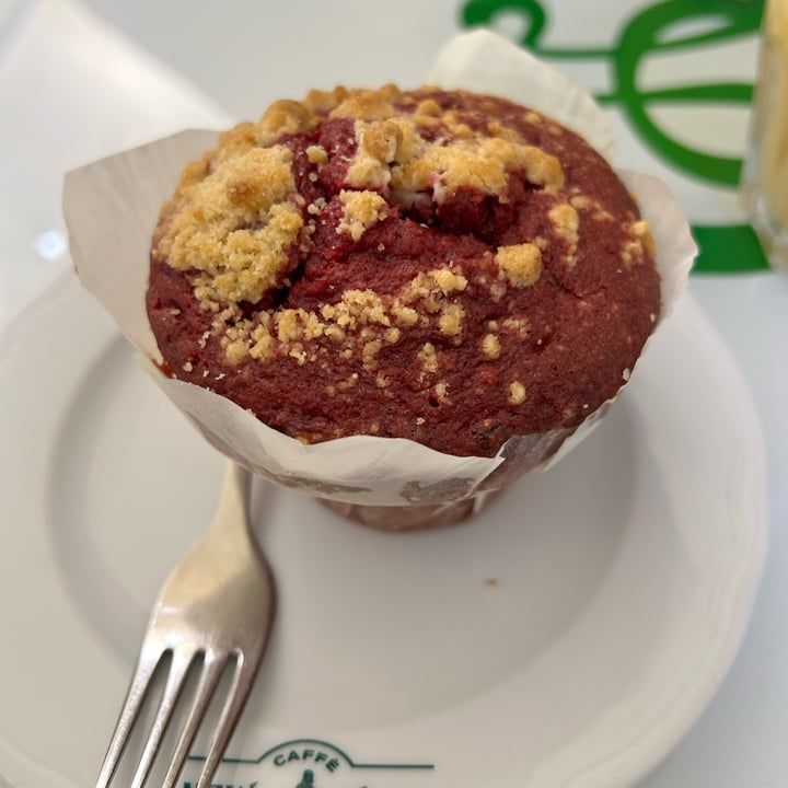 photo of DolcePisa -vegan options Red velvet muffin shared by @ilariaqualcosa on  01 Apr 2024 - review