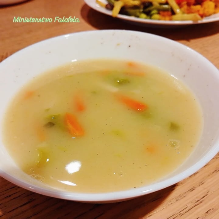 photo of IKEA RESTAURACJA Asparagus soup shared by @ministerstwofalafela on  13 Sep 2025 - review