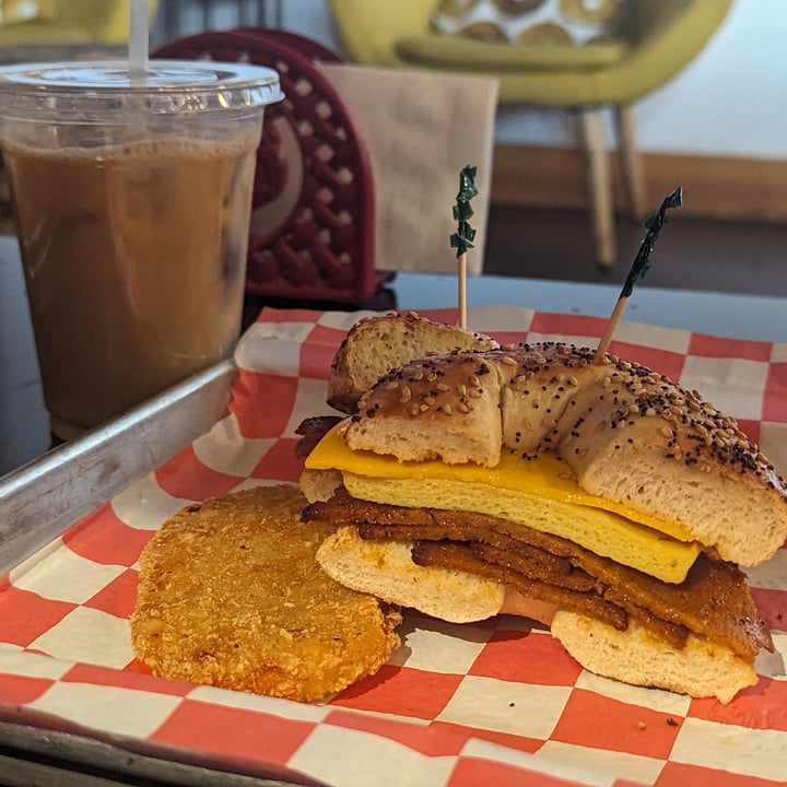 photo of Cocky's Bagels Vegan Fake and Bacun shared by @mollygoesveg on  24 Jan 2024 - review