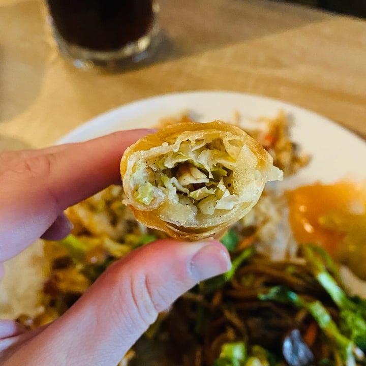 photo of Sidewok Cafe Vegan Egg Roll shared by @curvycarbivore on  16 May 2024 - review
