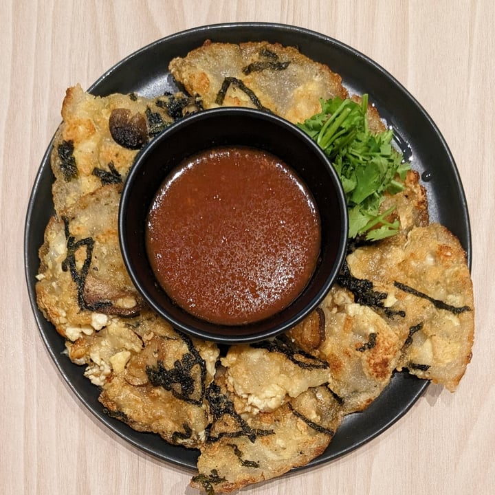 photo of Botanict Eggless oyster omelette shared by @xinru-t on  01 May 2024 - review