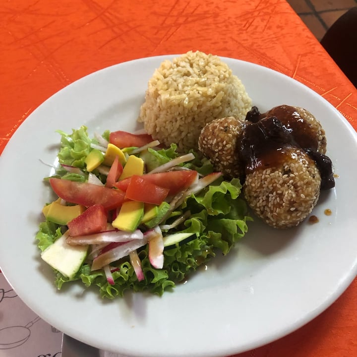 photo of Restaurant Ecotienda Fractals Tofu En Salsa Con Arroz Y Semillas shared by @bebo9929 on  30 Sep 2023 - review