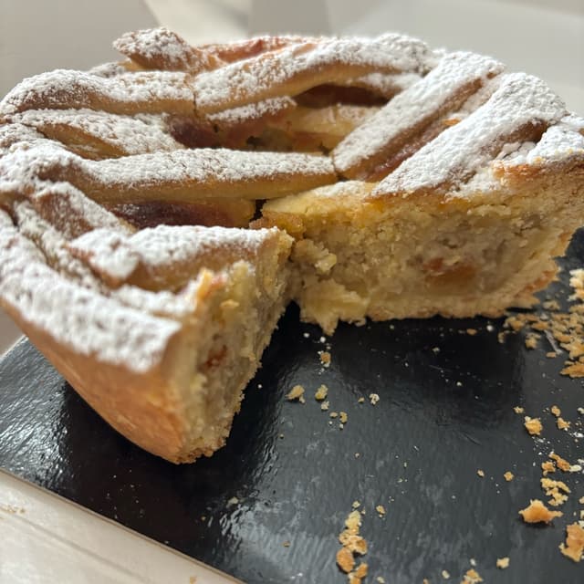 Photo of the dish “pastiera vegana”