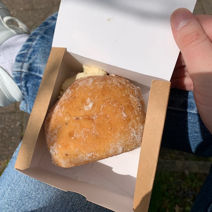 photo of Beige Donuts Blackcurrant and Vanilla Doughnut shared by @saveourforests on  25 Apr 2024 - review