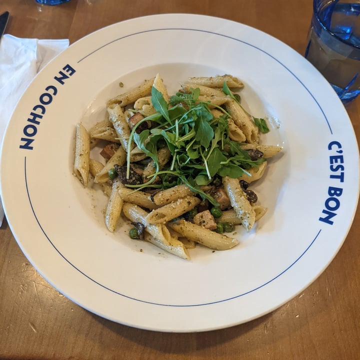 photo of Cochon Dingue Champlain Penne Au Pesto shared by @teofanaiacob on  12 Jul 2024 - review