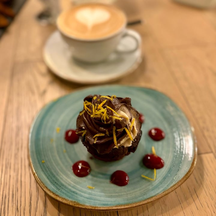 photo of Sapiens. Comida Saludable. Muffin Cacao Naranja shared by @rociiroo on  07 Jun 2024 - review