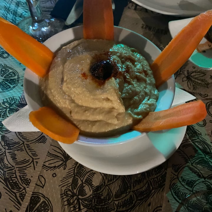 photo of Tulsi Vegan Restaurant Hummus Casero shared by @neil on  24 Jan 2024 - review
