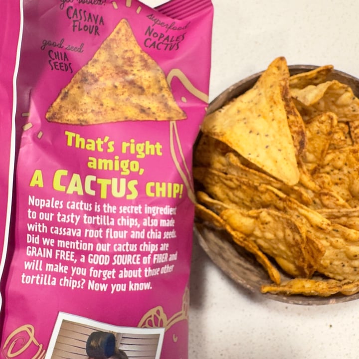 photo of Tia Lupita Foods Tia cactus tortilla chips Chipotle shared by @berryveganplanet on  01 Nov 2023 - review