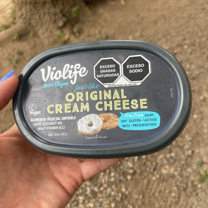 photo of Violife Original cream cheese shared by @juenmexico on  25 Jul 2024 - review