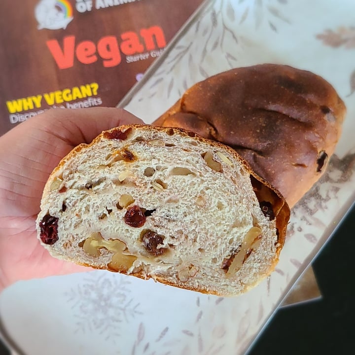 Leaguer Bakery Fairborn, United States Nuts A Lot Bread Review | abillion