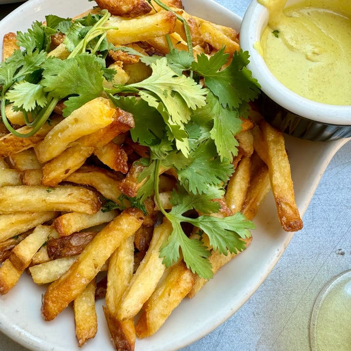 photo of Panama 66 Curry Fries shared by @sandrews on  10 Aug 2024 - review
