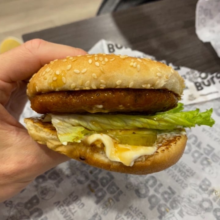 photo of Odd Burger Sticky ChickUn Burger shared by @ryanleys on  10 Mar 2024 - review