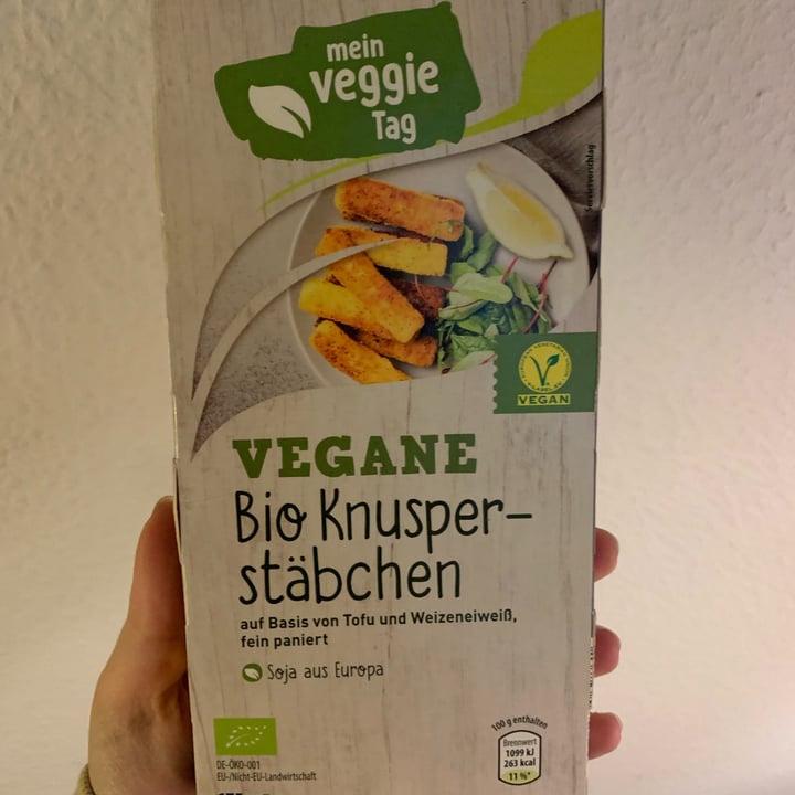 photo of Mein Veggie Tag Vegane Bio Knusper Stäbchen shared by @potplant on  29 Apr 2024 - review