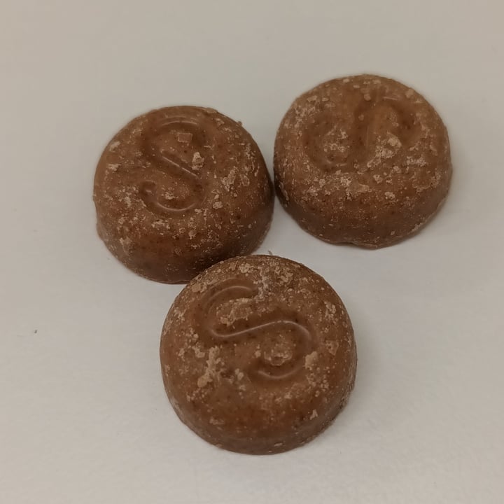 photo of Superfoodio PB & Jelly Peanut Butter Buttons shared by @emsieee on  08 Sep 2025 - review