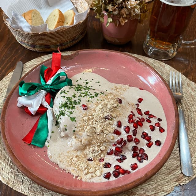 Photo of the dish “Chile En Nogada”