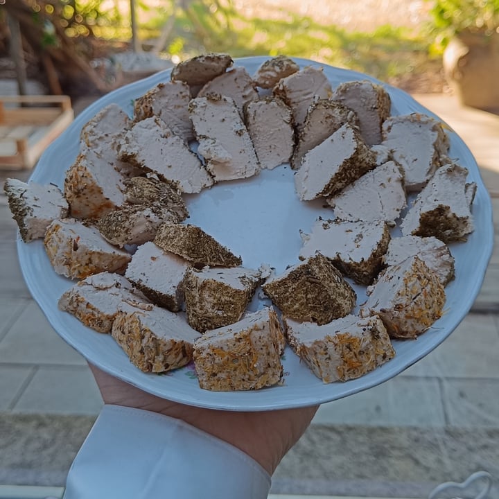 photo of Fermaggio Fermaggio Fiori Eduli shared by @leti-99 on  26 Dec 2024 - review