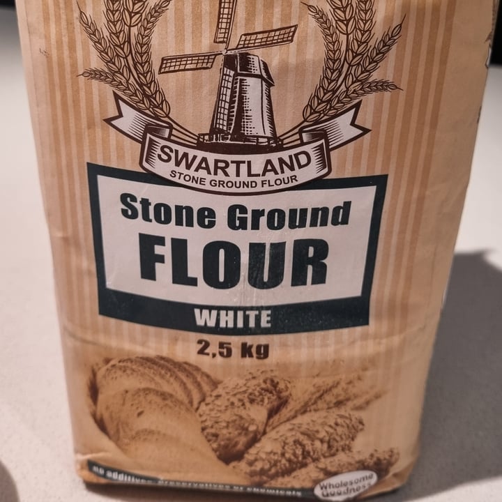 photo of Spar Swartland stone ground flour, white shared by @vegankitchensa on  06 Jan 2024 - review