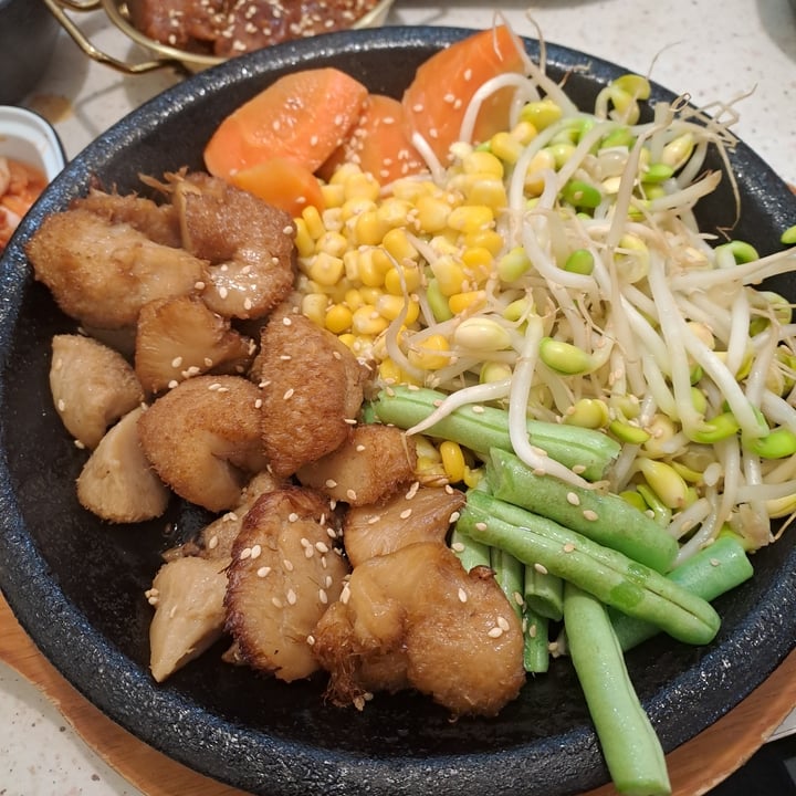 photo of Saute Saranghae Vegan Hot Plate Lion Mane Mushroom shared by @leafy on  25 Nov 2024 - review