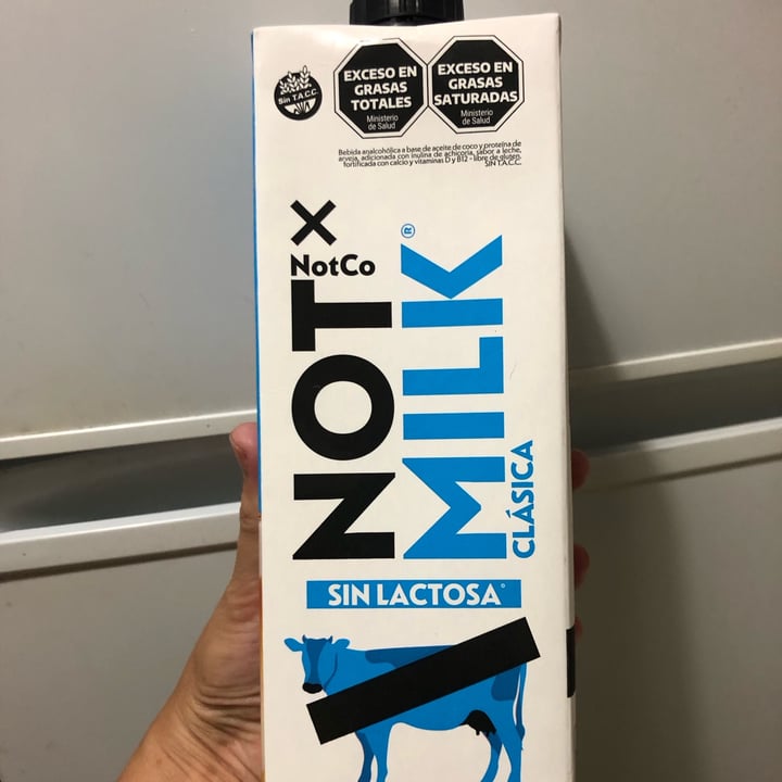 photo of NotCo Leche clasica shared by @laiaia on  01 Feb 2024 - review