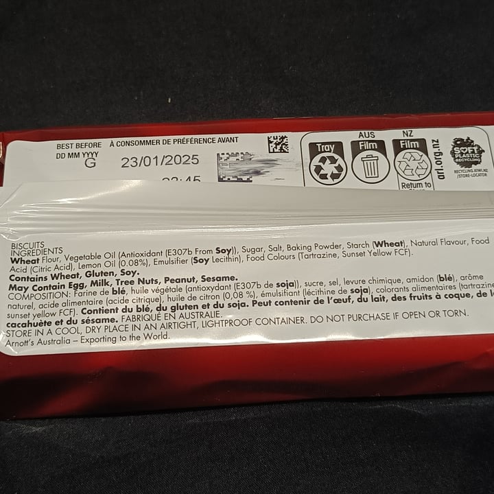 photo of Arnott's Lemon Crisp Biscuits shared by @tardisco on  29 Jun 2024 - review