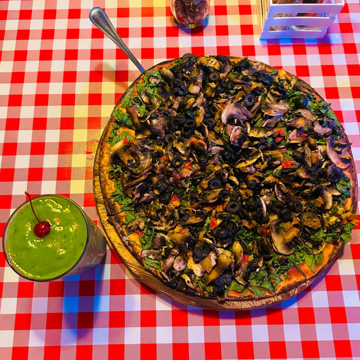 photo of Cheester (CHSTR) PALAPAS pizza jardinera vegan option shared by @vannyrev on  29 Apr 2024 - review