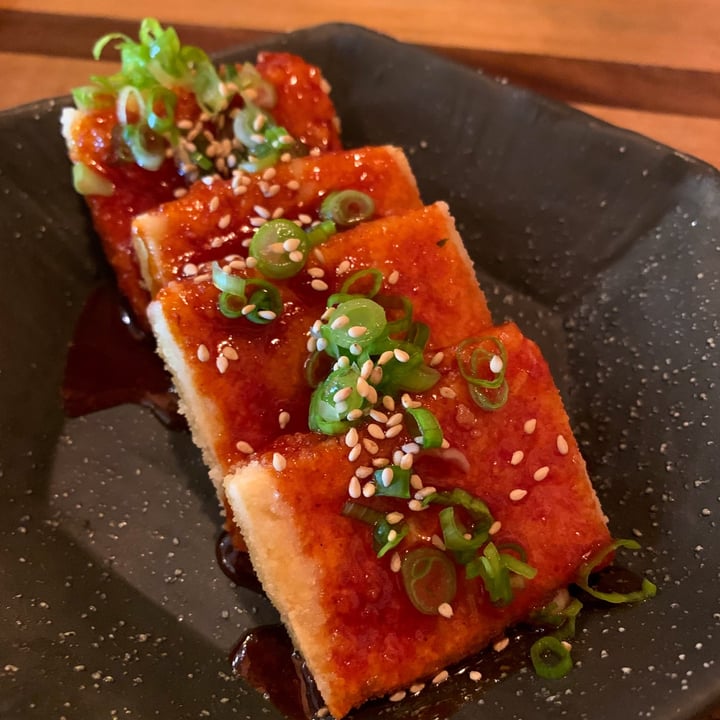 photo of Yua Japanese Bistro Kung Pao Agedashi tofu shared by @vegoutvictoria on  02 May 2024 - review