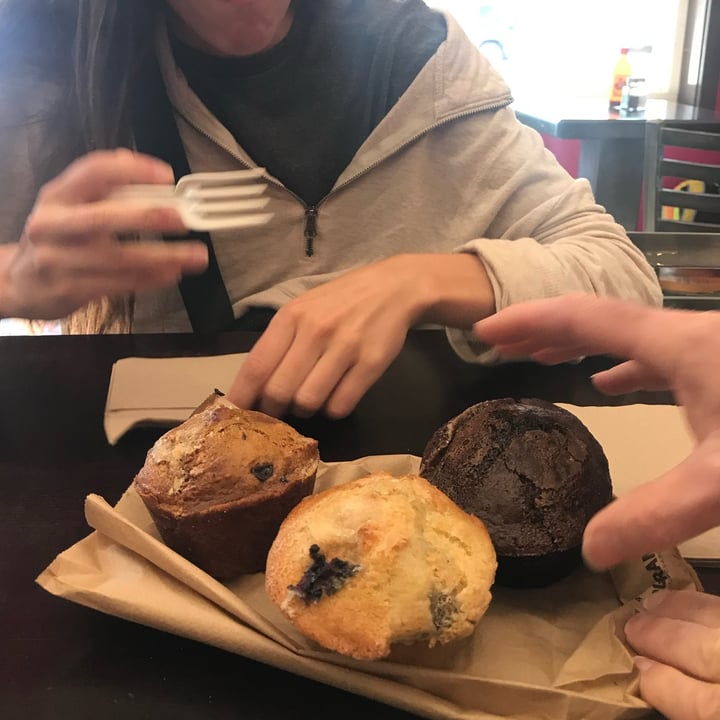 photo of Love Muffin Cafe Vegan Muffins shared by @lilyycaroline on  27 Jan 2024 - review