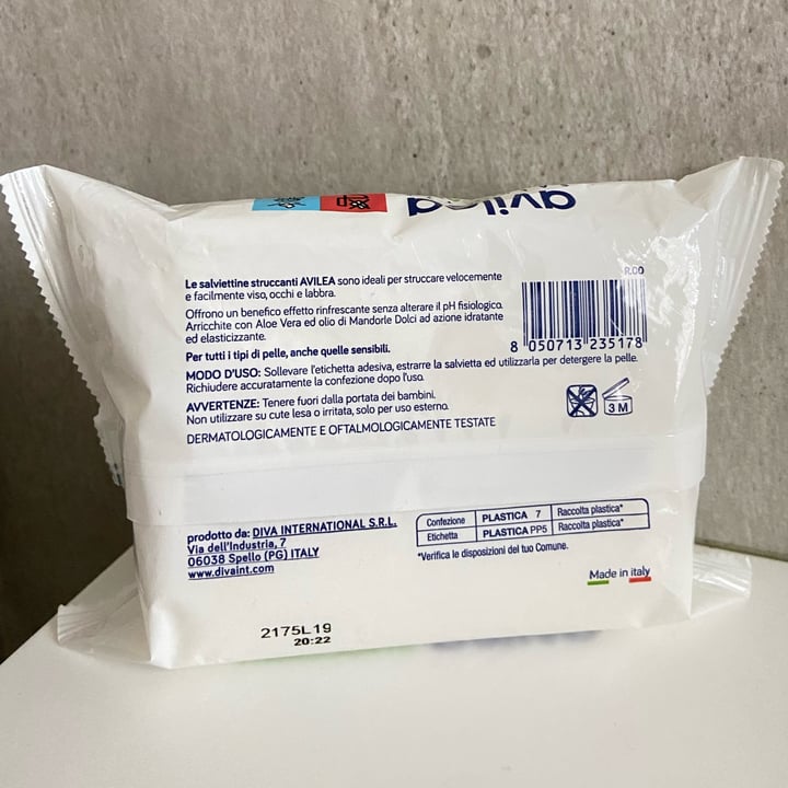 photo of Avilea Salviettine struccanti shared by @andra25 on  01 Oct 2025 - review