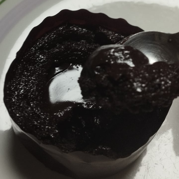 photo of Vemondo vegan soufflé au chocolat shared by @azaholmes01 on  03 Feb 2024 - review
