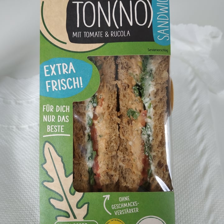 photo of Rewe To Go ton(no) sandwich shared by @cleta on  31 Aug 2023 - review