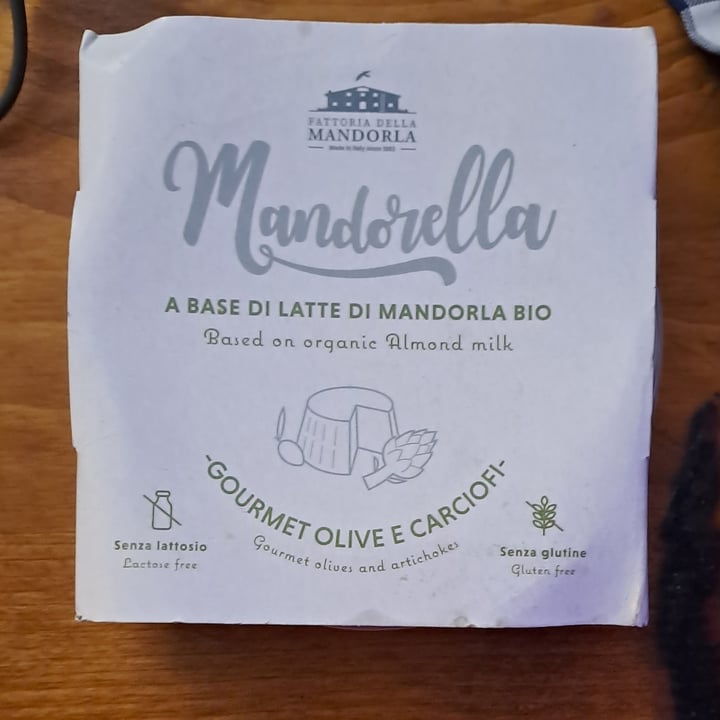 photo of Mandorella Mandorella - Spalmabile Olive E Carciofi shared by @edamam3 on  26 Aug 2023 - review