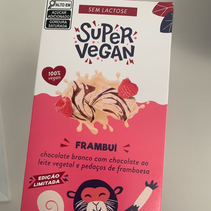 photo of Super Vegan Barra De Chocolate Frambuí shared by @cr-vegan on  10 Jun 2024 - review