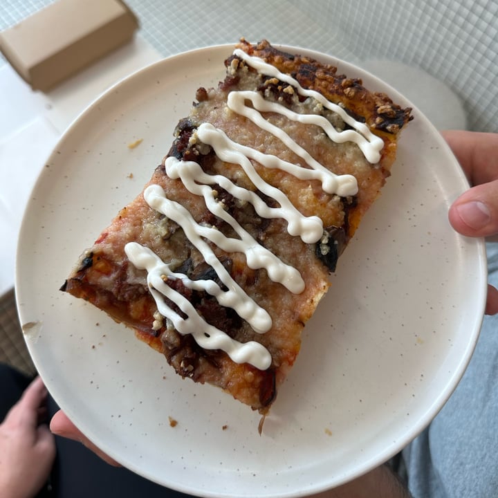 photo of To Live For Bakery & Cafe Loaded Pan Pizza shared by @madbatata on  08 Sep 2023 - review