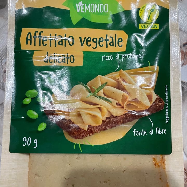 photo of Vemondo affettato gusto pollo shared by @lunaris on  18 Sep 2024 - review