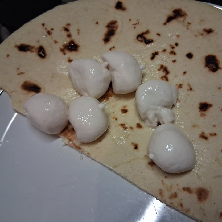 photo of Dream Farm Ciliegine di mozzarella shared by @queenmary on  08 Sep 2025 - review
