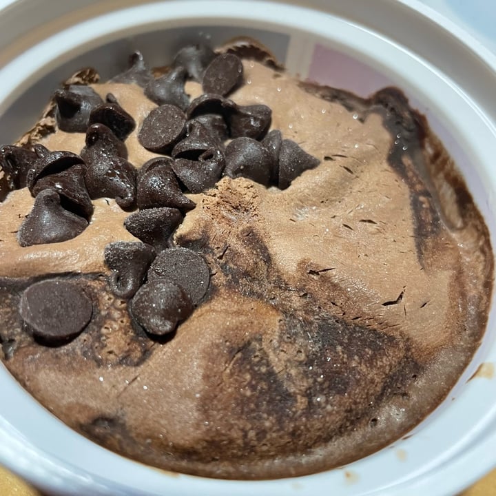 photo of NotCo Ice cream chocolate chips shared by @natiorellana on  27 Jan 2024 - review