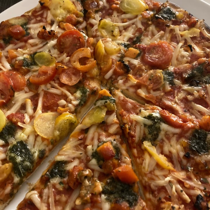 photo of Dr. Oetker Ristorante Pizza Margherita Pomodori shared by @caribuuu on  02 Jan 2024 - review
