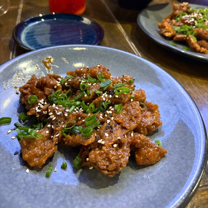 photo of Vegan Ramen Mei Del Valle Orange Chicken shared by @eypurrr on  10 Aug 2025 - review