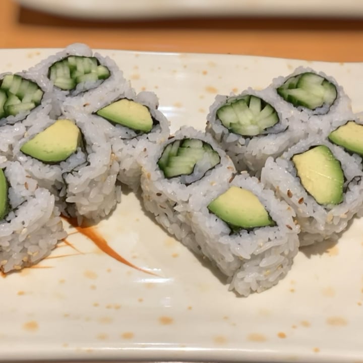 photo of Gallery Sushi Cuccumber Rolls shared by @shlumpadinka on  18 May 2024 - review