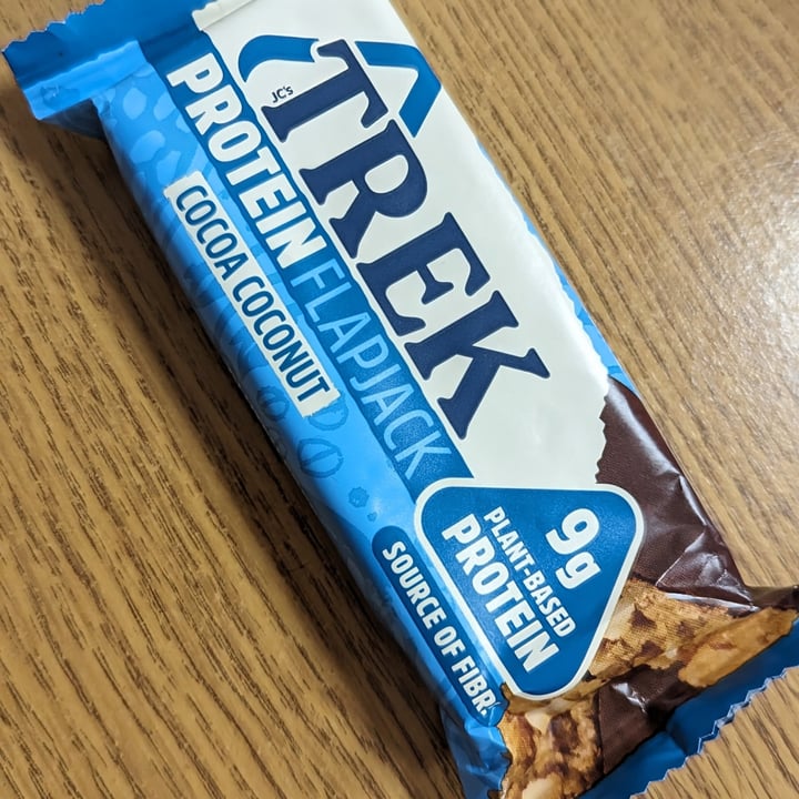 photo of TREK Protein Flapjack (Cocoa Coconut) shared by @beccasaurus on  25 Jun 2024 - review