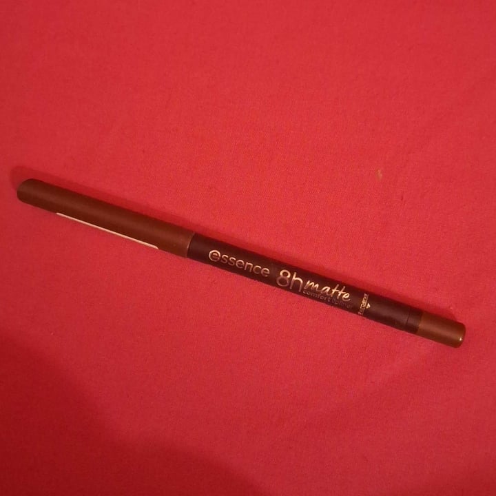 photo of Essence  8h Matte Comfort Lipliner shared by @meryveg on  27 Mar 2025 - review