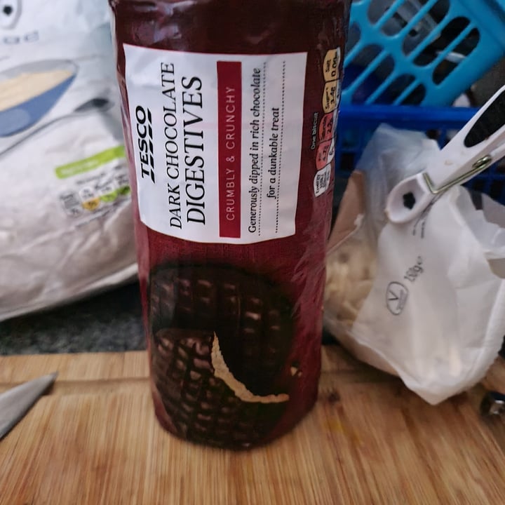 photo of Tesco Dark Chocolate Digestives shared by @mipsy on  28 May 2024 - review