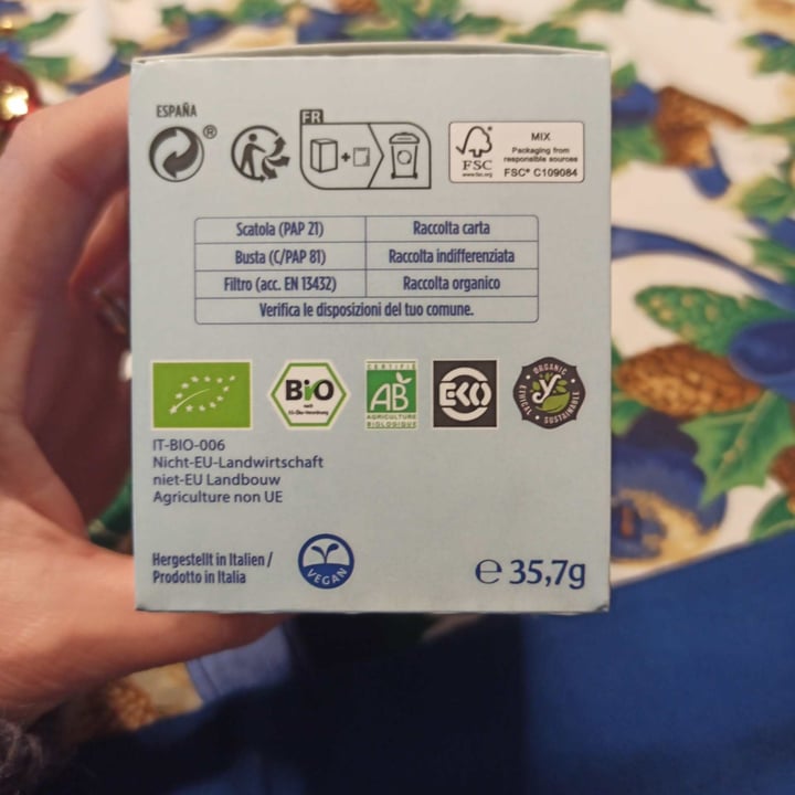 photo of Yogi Tea Organic Christmas tea shared by @b3tty on  05 Dec 2024 - review