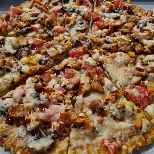 Photo of the dish “Vegan Chicken Pizza”