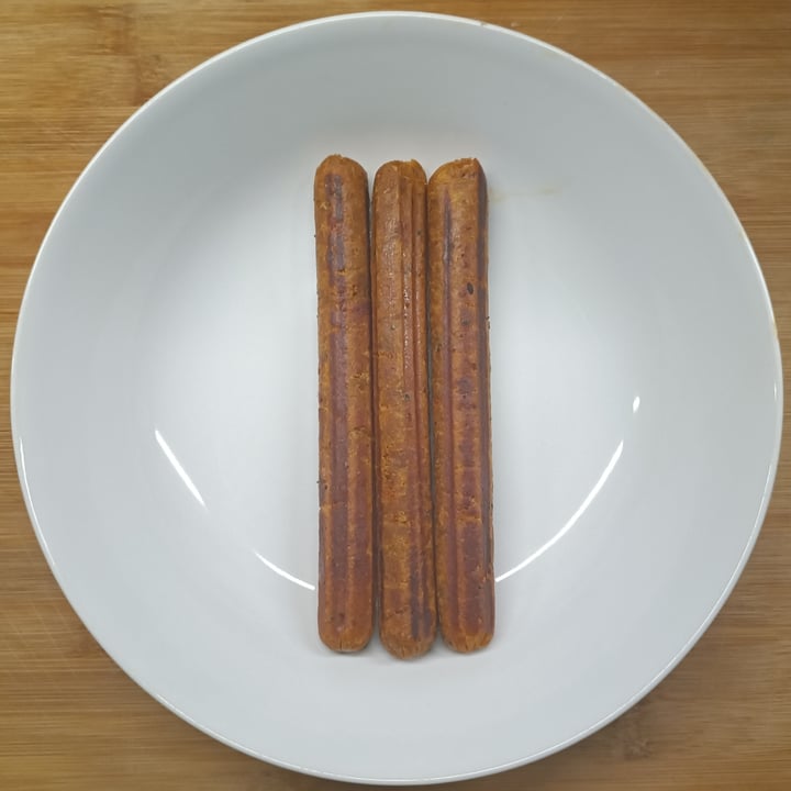 photo of Vemondo Vegan Sausages - spicy shared by @flowvegan on  05 May 2024 - review