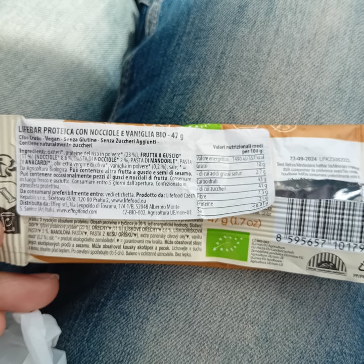 photo of Lifefood Lifebar Nuts E Vanilla shared by @lorycup on  19 Apr 2024 - review
