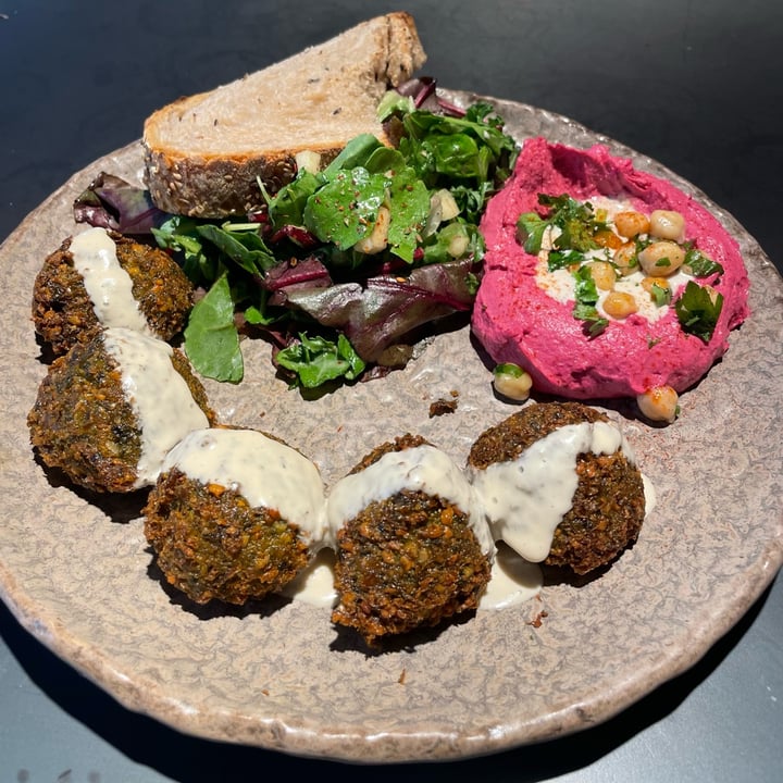 photo of honest greens Gran Via Falafel Casero shared by @hummuslover on  25 Feb 2024 - review